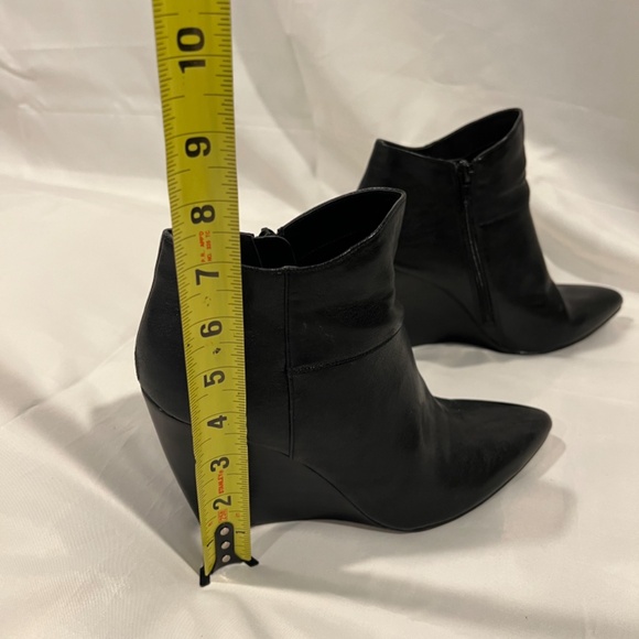 Nine West Wedge Booties Black Size 9M - Picture 4 of 7